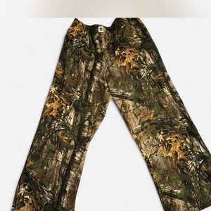 Women’s camo boxer pants